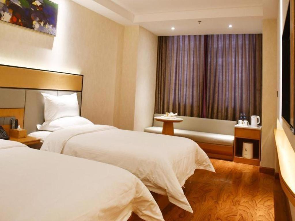 Greentree Inn Geermu Walking Street Business Hotel Golmud 외부 사진