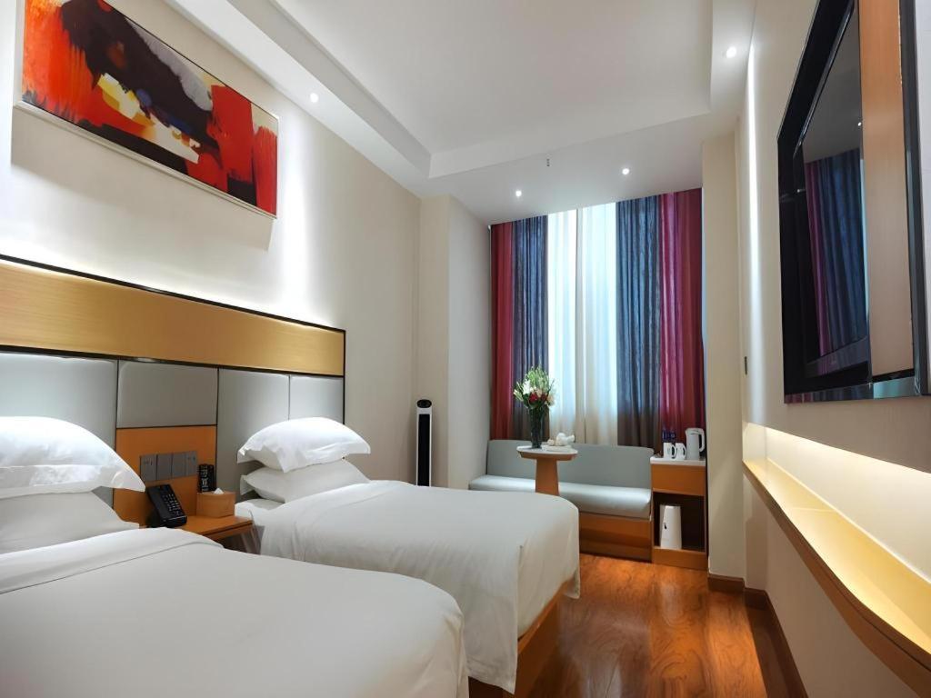 Greentree Inn Geermu Walking Street Business Hotel Golmud 외부 사진
